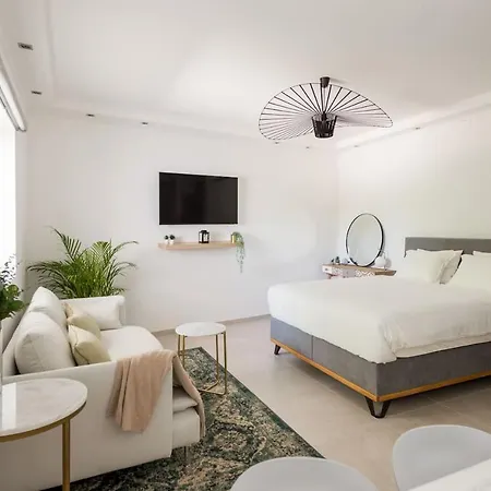 New Beautiful Studio, Private Terrace-hvar Town