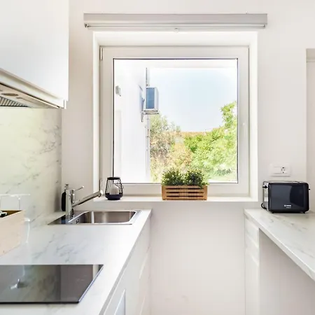 Apartment New Beautiful Studio, Private Terrace-hvar Town